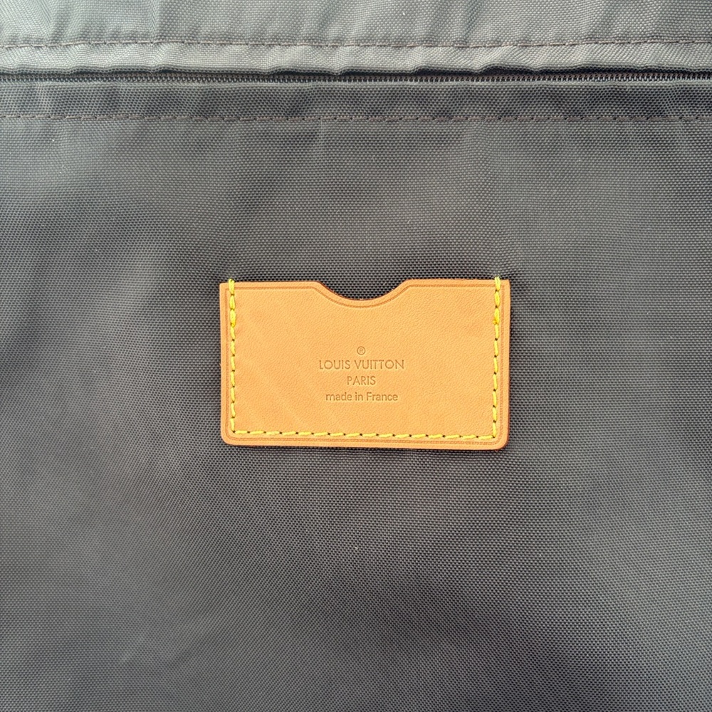 Louis Vuitton Brown Monogram Travel Bag - Picture 6 of 9